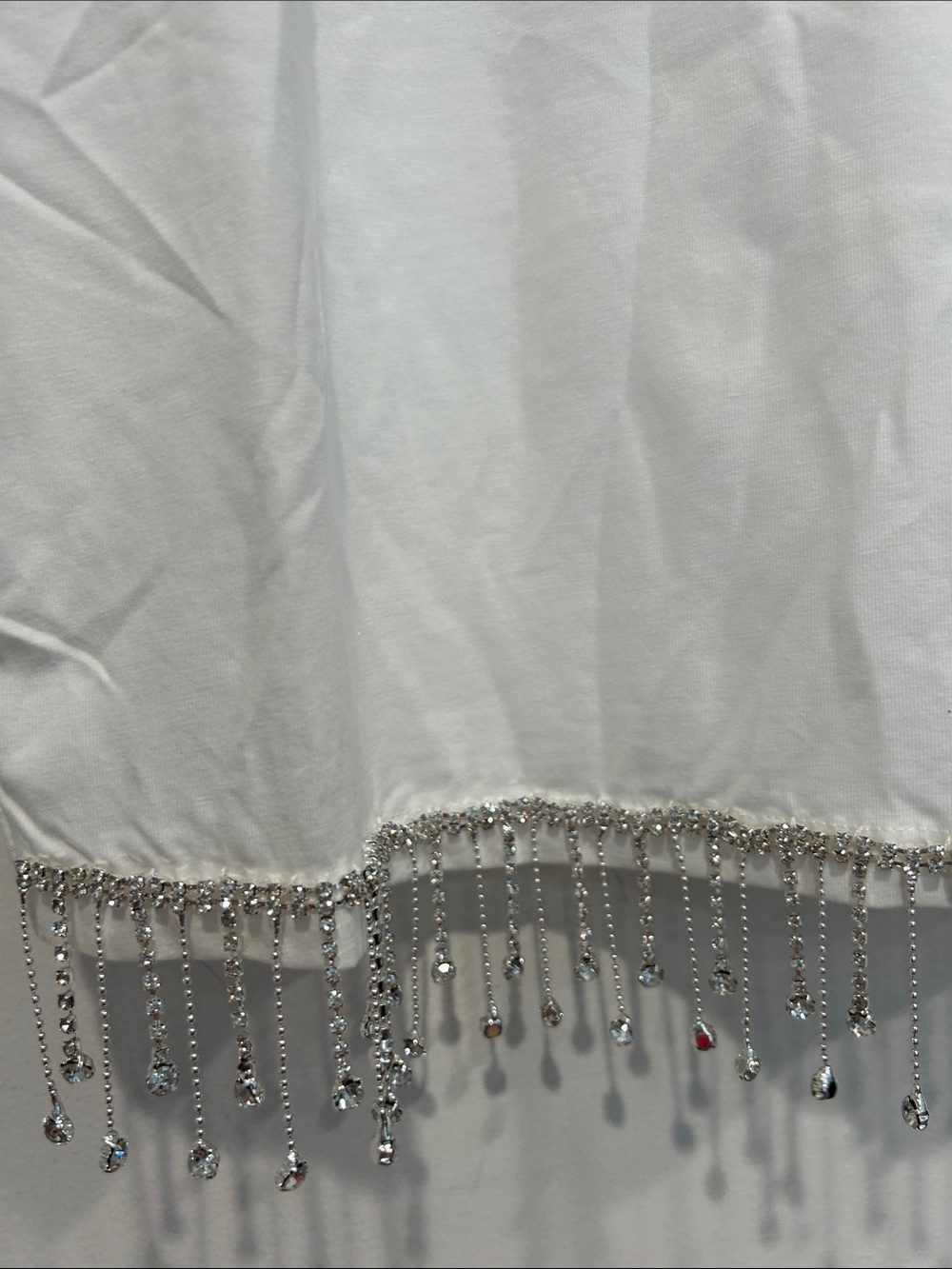 voguish Large White Beaded rhinestone drip charm Hem Crop Tee size large women’s - Picture 8 of 8